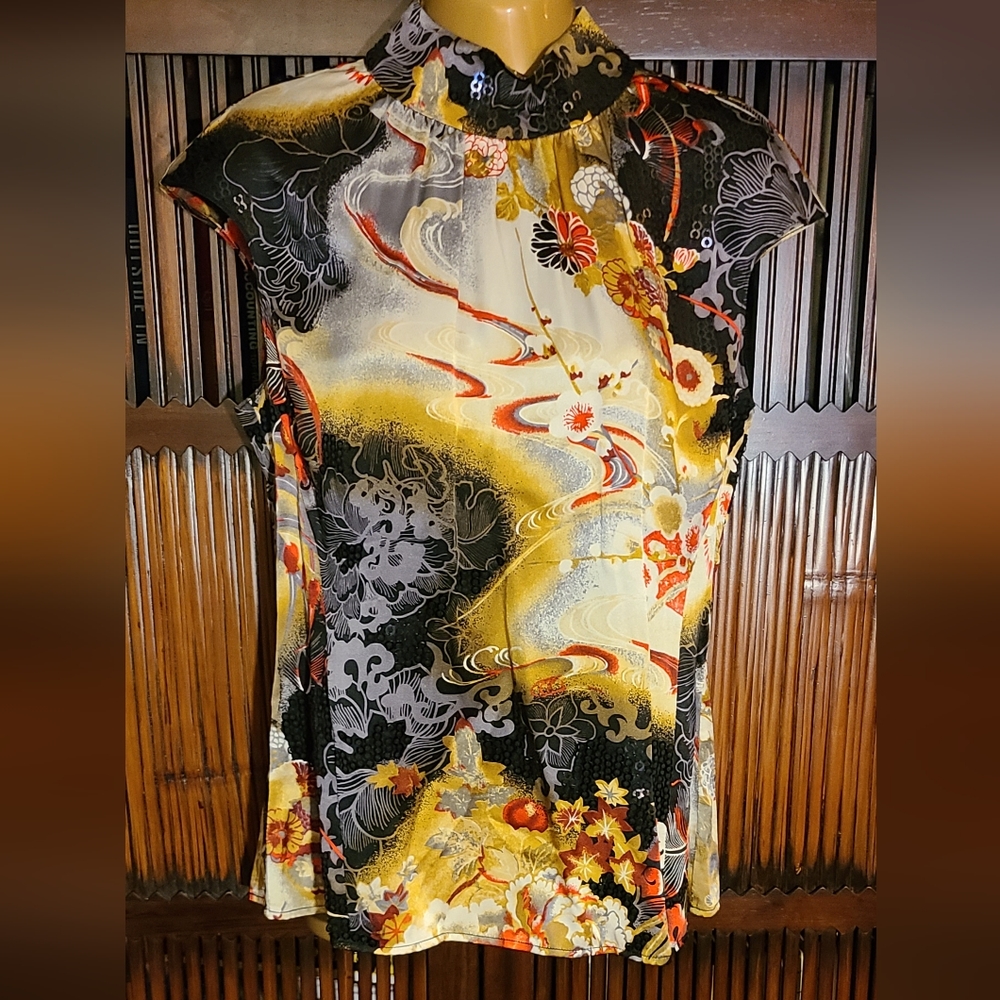 Natorious by Josie Natori Silk blouse with sequins sz M